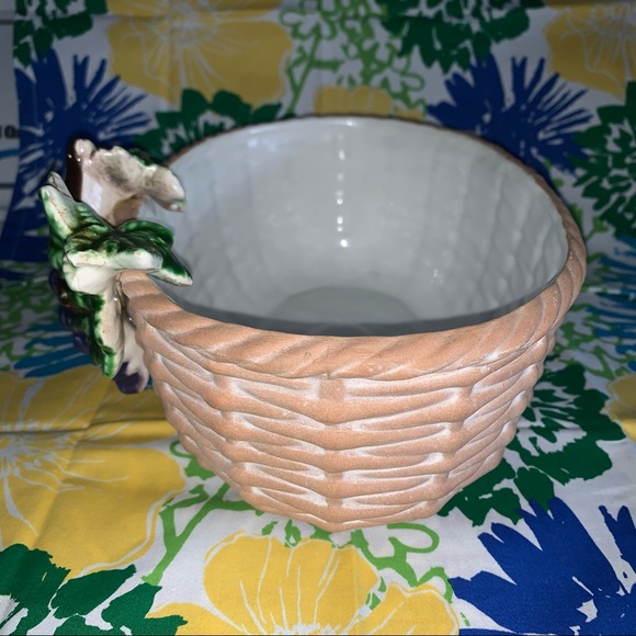 Vintage MADE IN ITALY Woven Look Ceramic Basket Oval Bowl Grapes Vineyard EXC - Picture 4 of 9